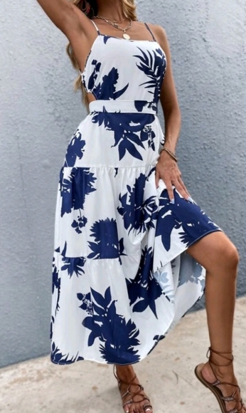 New Print Tie Back  Maxi Dress - Picture 10 of 13